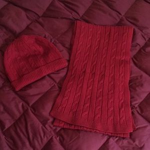 Wool Hat and Scarf Cable set
